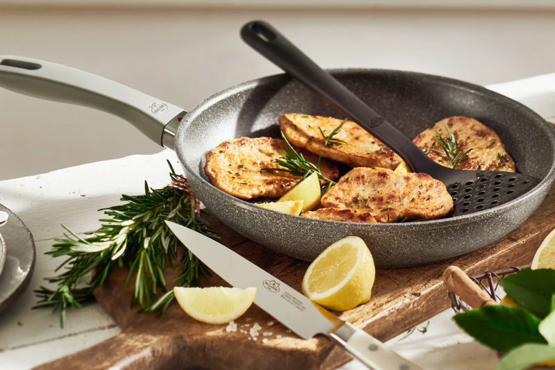 Lemon Escalopes with Rosemary Scent | Ballarini