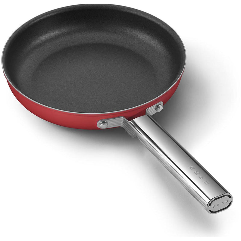 Smeg 9.5-inch Skillet CKFF2401RDM IMAGE 9