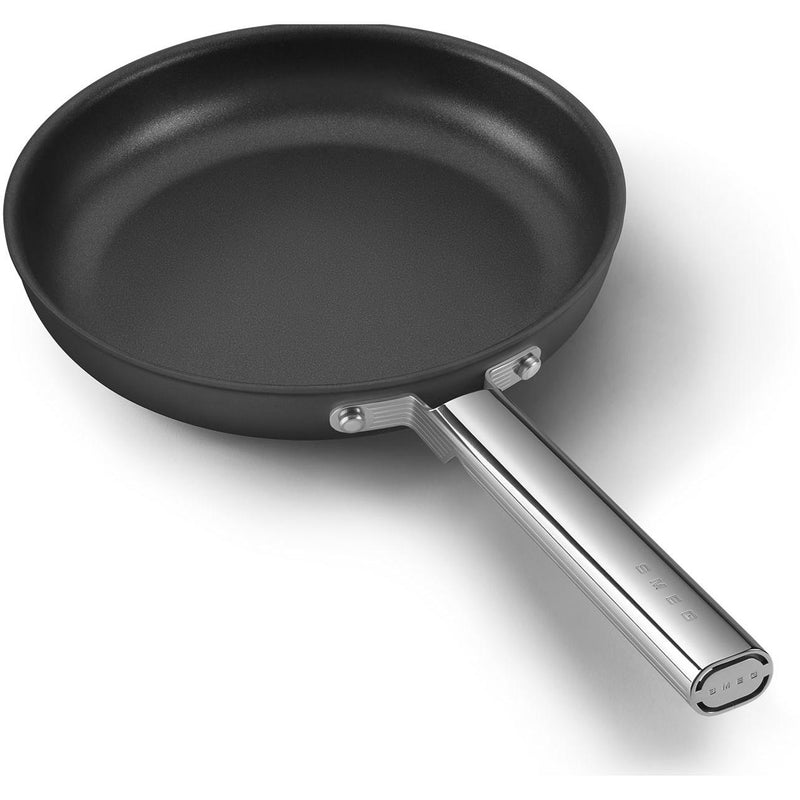 Smeg 10-inch Skillet CKFF2601BLM IMAGE 9