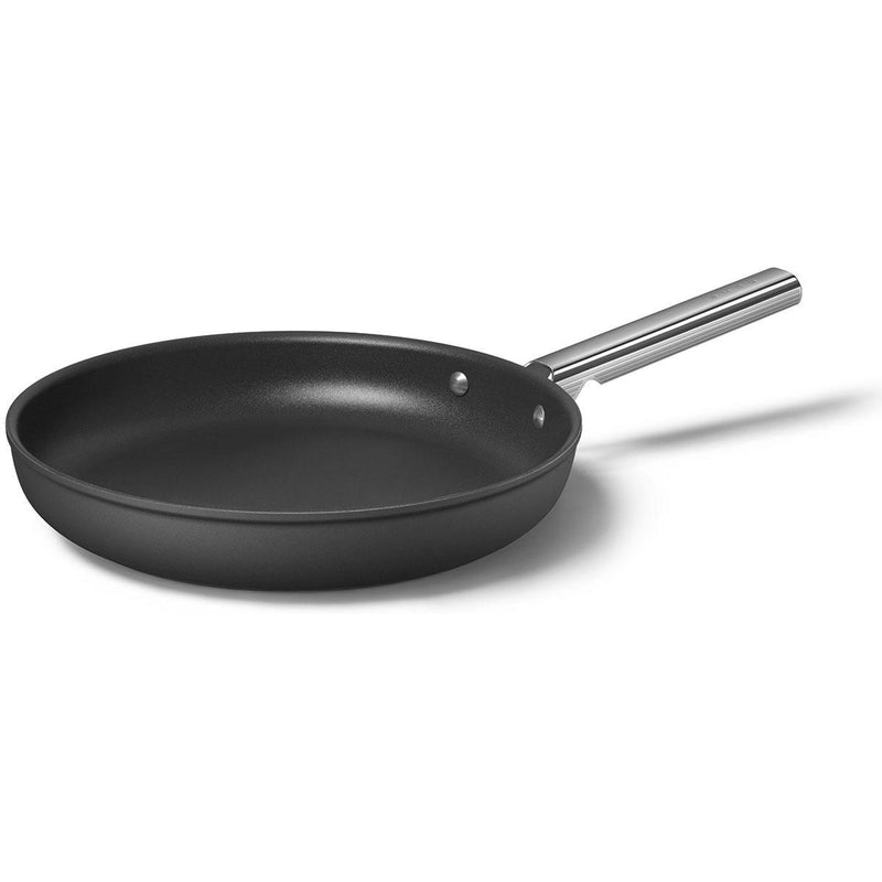 Smeg 12-inch Skillet CKFF3001BLM IMAGE 3