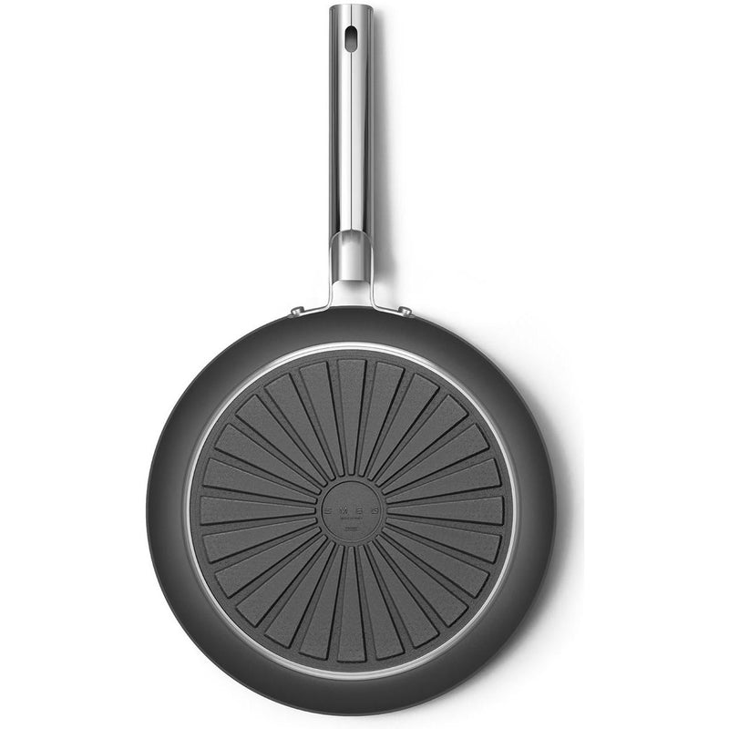 Smeg 12-inch Skillet CKFF3001BLM IMAGE 8