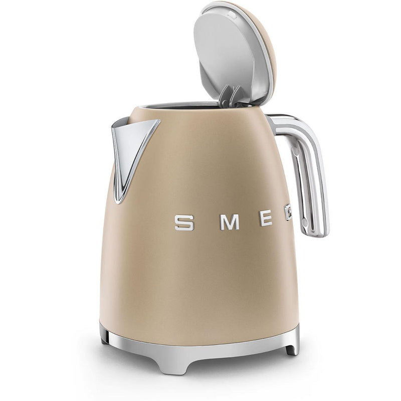 Smeg 1.7L Electric Kettle KLF03CHMUS IMAGE 10