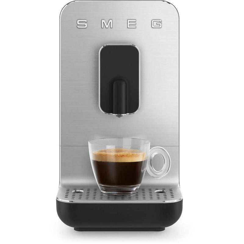 Smeg Espresso Machine BCC01BLMUS IMAGE 11