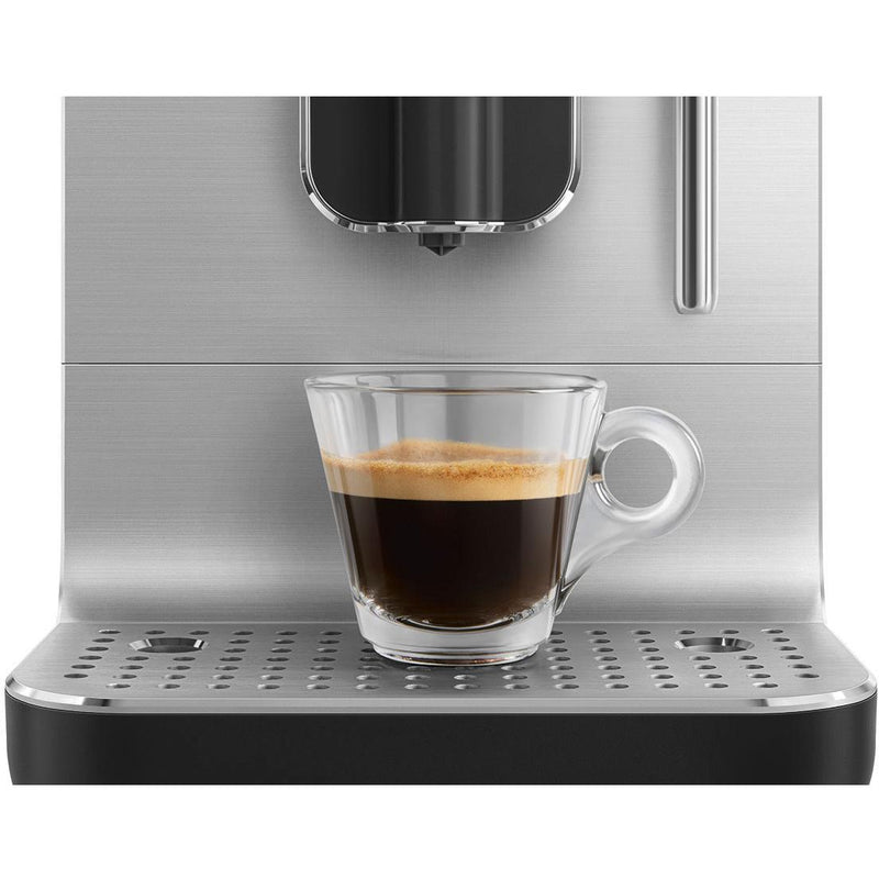 Smeg Espresso Machine BCC02BLMUS IMAGE 10