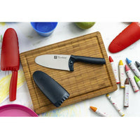 Zwilling 4-inch Chef's Knife 1009472 IMAGE 11