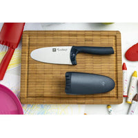 Zwilling 4-inch Chef's Knife 1009472 IMAGE 12