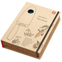 Zwilling 4-inch Chef's Knife 1009472 IMAGE 7