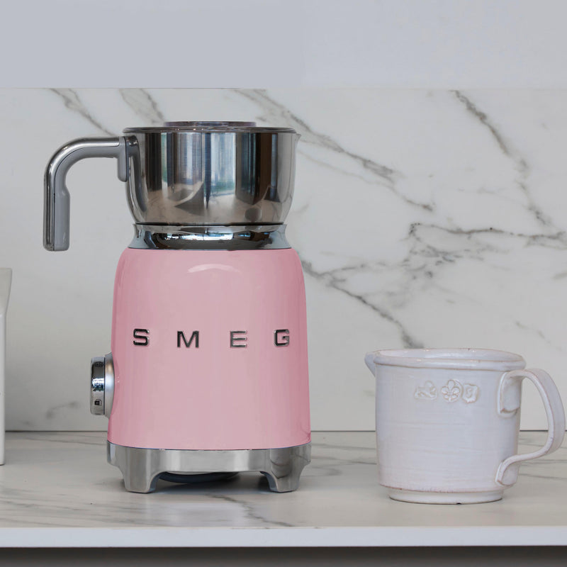 Smeg 50's Style Aesthetic Milk Frother MFF11PKUS IMAGE 7