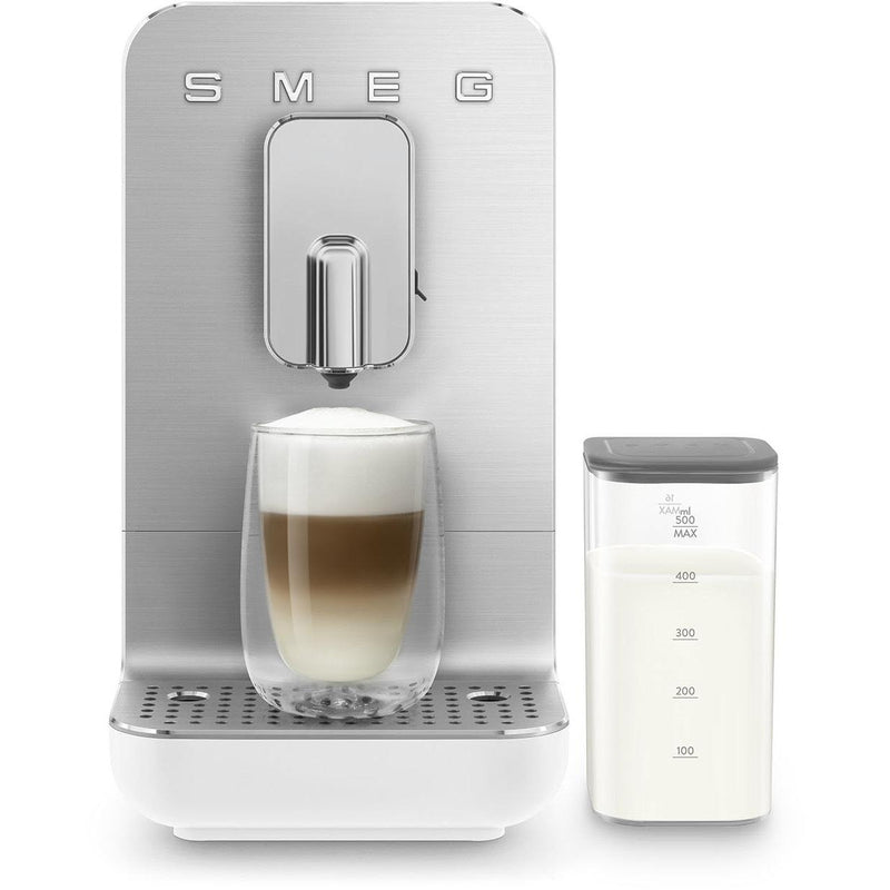 Smeg Collezione Aesthetic Automatic Coffee Espresso Machine with a Milk System BCC13WHMUS IMAGE 3