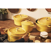 Staub 5.25 Liter Cast Iron Round Cocotte 1029024 IMAGE 9