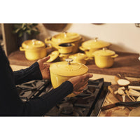 Staub 1.75 Liter Cast Iron Round Cocotte 1029064 IMAGE 6