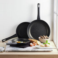 Zwilling 3-Piece Marquina Fry Pan Set 1017129 IMAGE 2