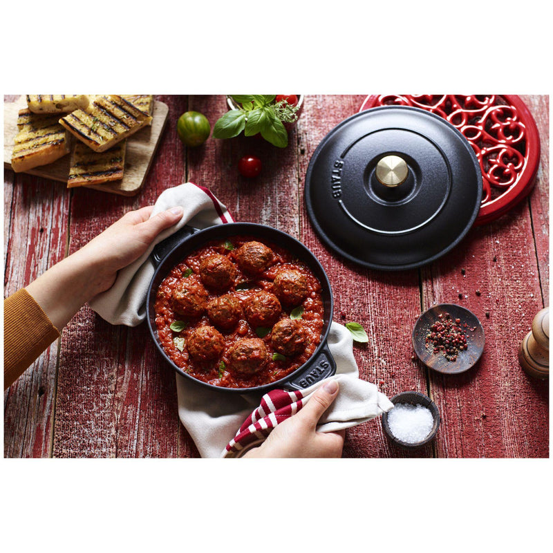 Staub Cast Iron Round Oven Dish with Lid 1004131 IMAGE 3