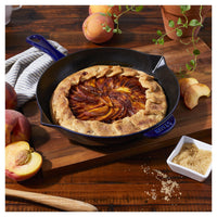 Staub 10-inch Cast Iron Frying Pan 1004433 IMAGE 2