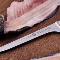 Zwilling Professional S 5.5-inch Boning Knife 1001491 IMAGE 4
