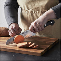 Zwilling Pro 7-inch Santoku Knife 1002816 IMAGE 4