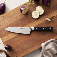 Zwilling Pro 5.5-inch Rocking Santoku Knife 1030464 IMAGE 2