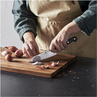 Zwilling Pro 5.5-inch Rocking Santoku Knife 1030464 IMAGE 5