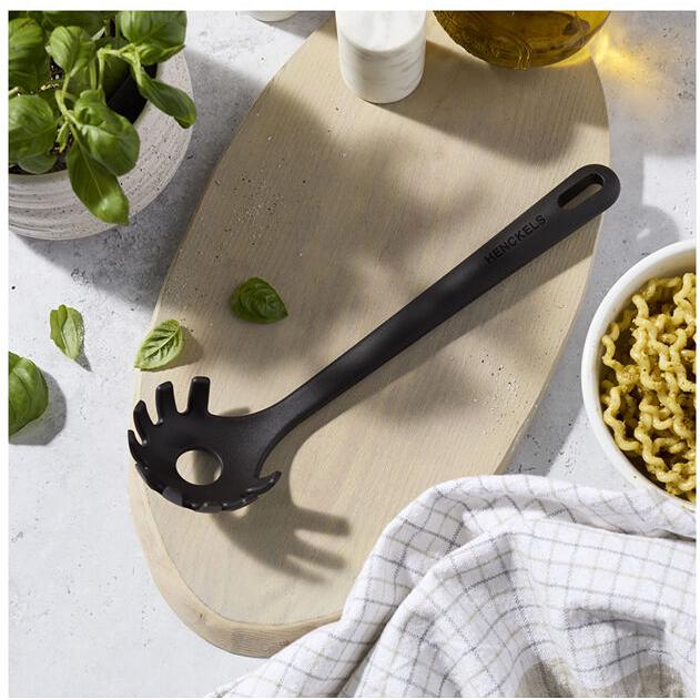 Henckels Onyx Silicone Pasta Spoon 1029779 IMAGE 2