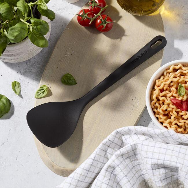 Henckels Onyx Silicone Wok Turner 31 cm 1029780 IMAGE 2