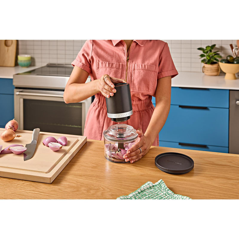 KitchenAid Go™ Cordless Top Down Chopper KTCR350BM IMAGE 6