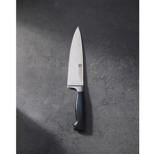 Zwilling 7-inch Chef's Knife 1001563 IMAGE 2