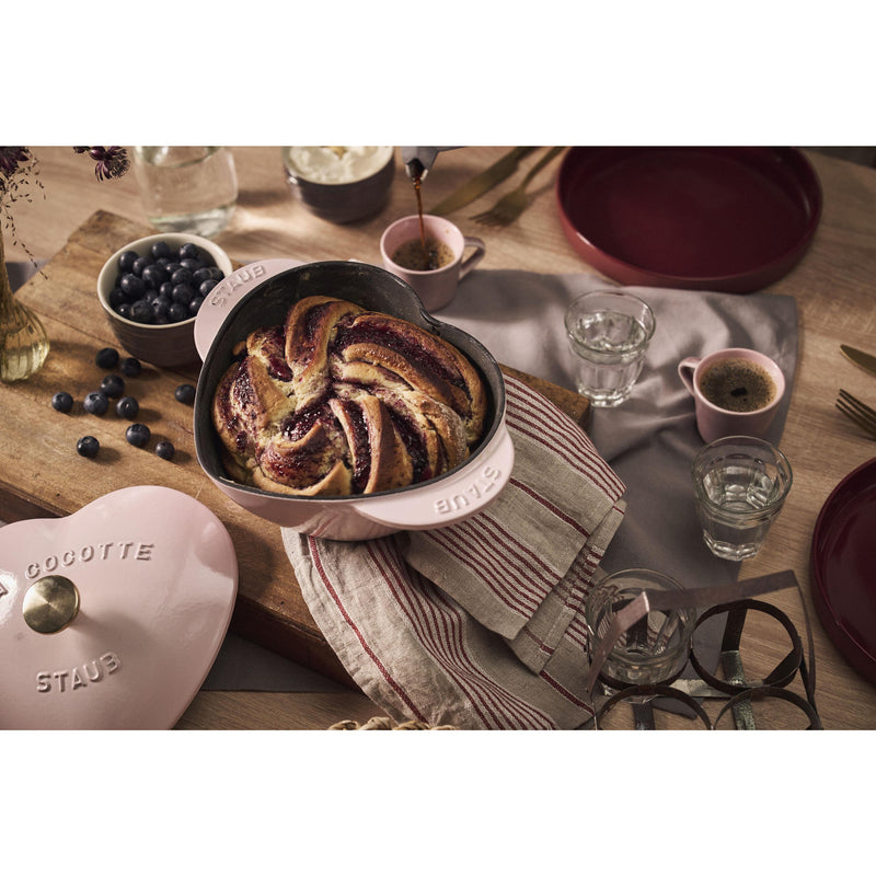 Staub La Cocotte 1.75 L Cast Iron Heart Dutch Oven 1030211 IMAGE 7