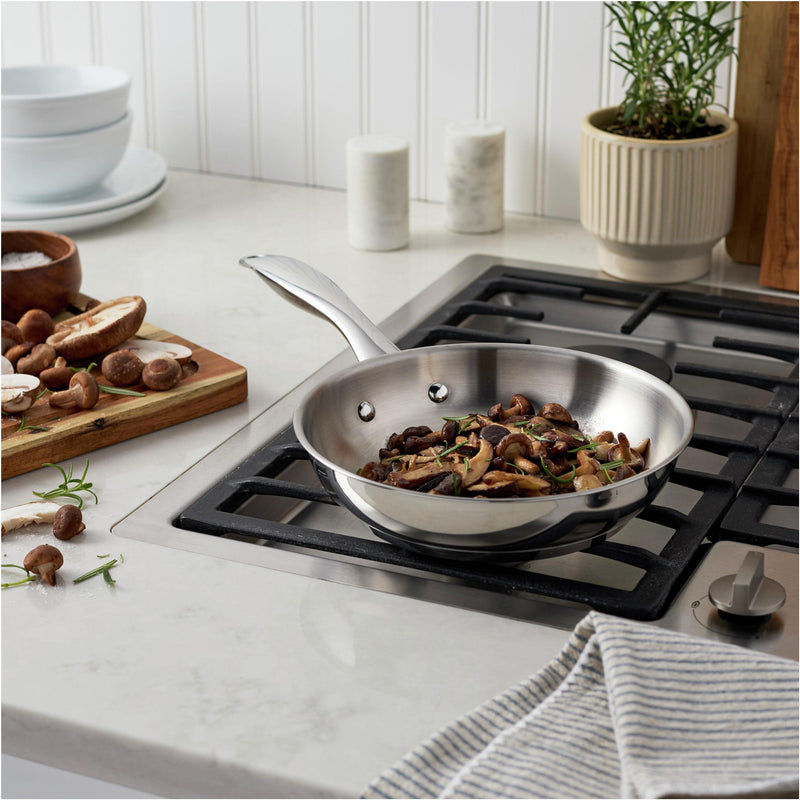 Henckels 8-inch stainless steel Frying pan 1030496 IMAGE 2