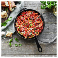 Staub 26CM CAST IRON DAILY PAN WITH GLASS LID 1010643 IMAGE 2